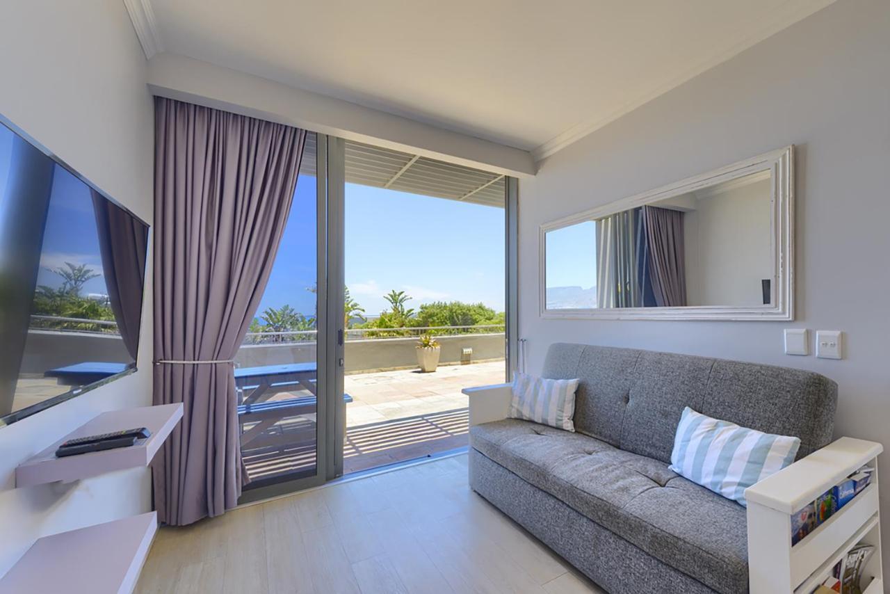 Heaven On Earth - Blouberg Beachfront Self-Catering Apartment โบลแบร์กสตรานด์ ภายนอก รูปภาพ