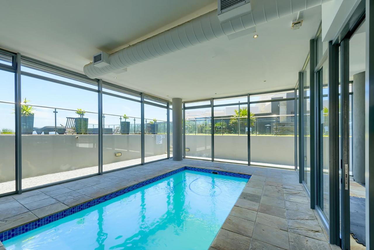 Heaven On Earth - Blouberg Beachfront Self-Catering Apartment โบลแบร์กสตรานด์ ภายนอก รูปภาพ