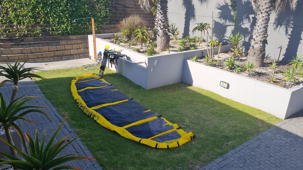 Heaven On Earth - Blouberg Beachfront Self-Catering Apartment โบลแบร์กสตรานด์ ภายนอก รูปภาพ