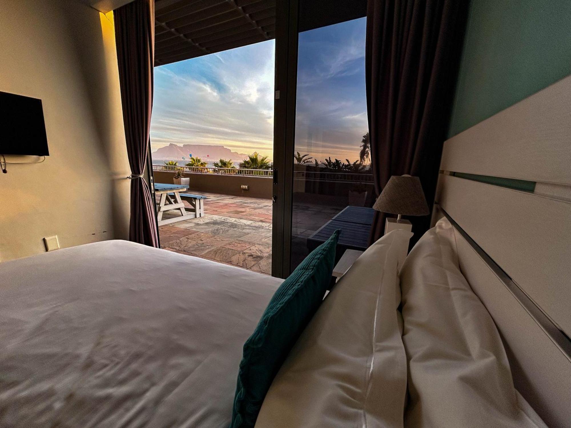 Heaven On Earth - Blouberg Beachfront Self-Catering Apartment โบลแบร์กสตรานด์ ภายนอก รูปภาพ