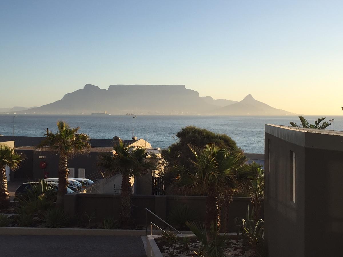 Heaven On Earth - Blouberg Beachfront Self-Catering Apartment โบลแบร์กสตรานด์ ภายนอก รูปภาพ