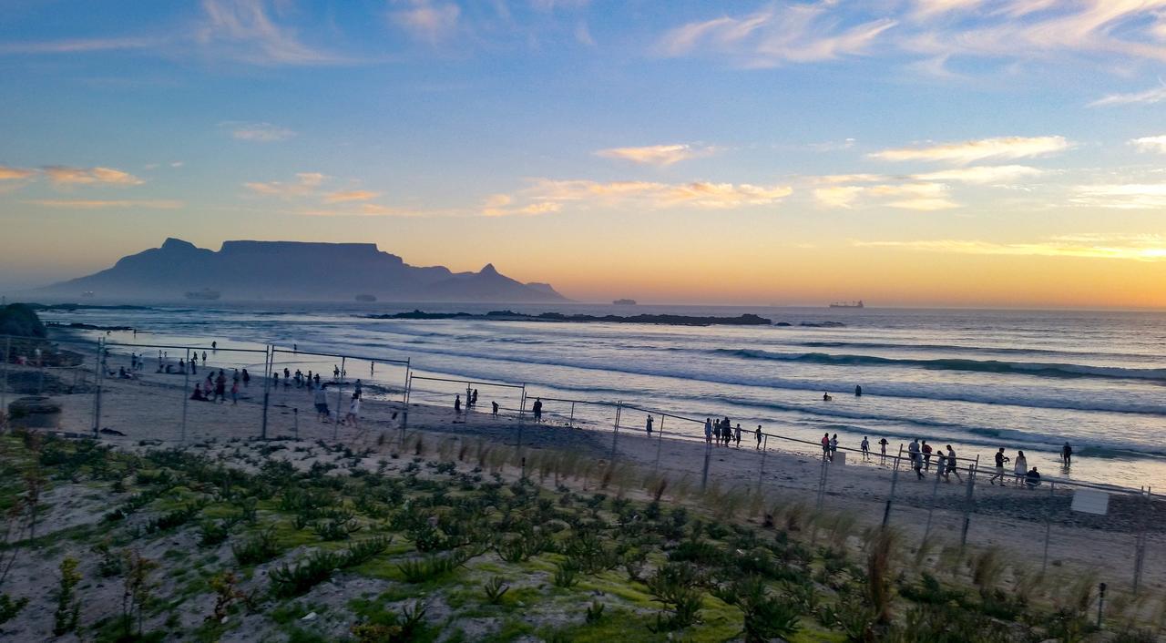 Heaven On Earth - Blouberg Beachfront Self-Catering Apartment โบลแบร์กสตรานด์ ภายนอก รูปภาพ