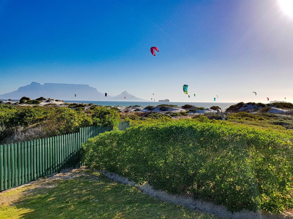 Heaven On Earth - Blouberg Beachfront Self-Catering Apartment โบลแบร์กสตรานด์ ภายนอก รูปภาพ